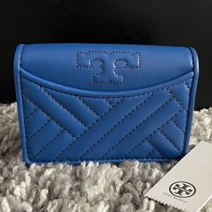 NWT Tory Burch Alexa Bifold Mini Wallet